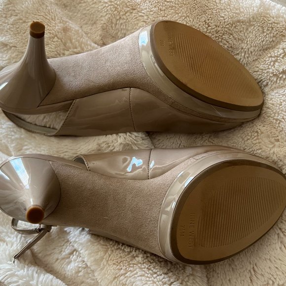 Ann Taylor Beige Low Heeled Pump - Picture 3 of 5